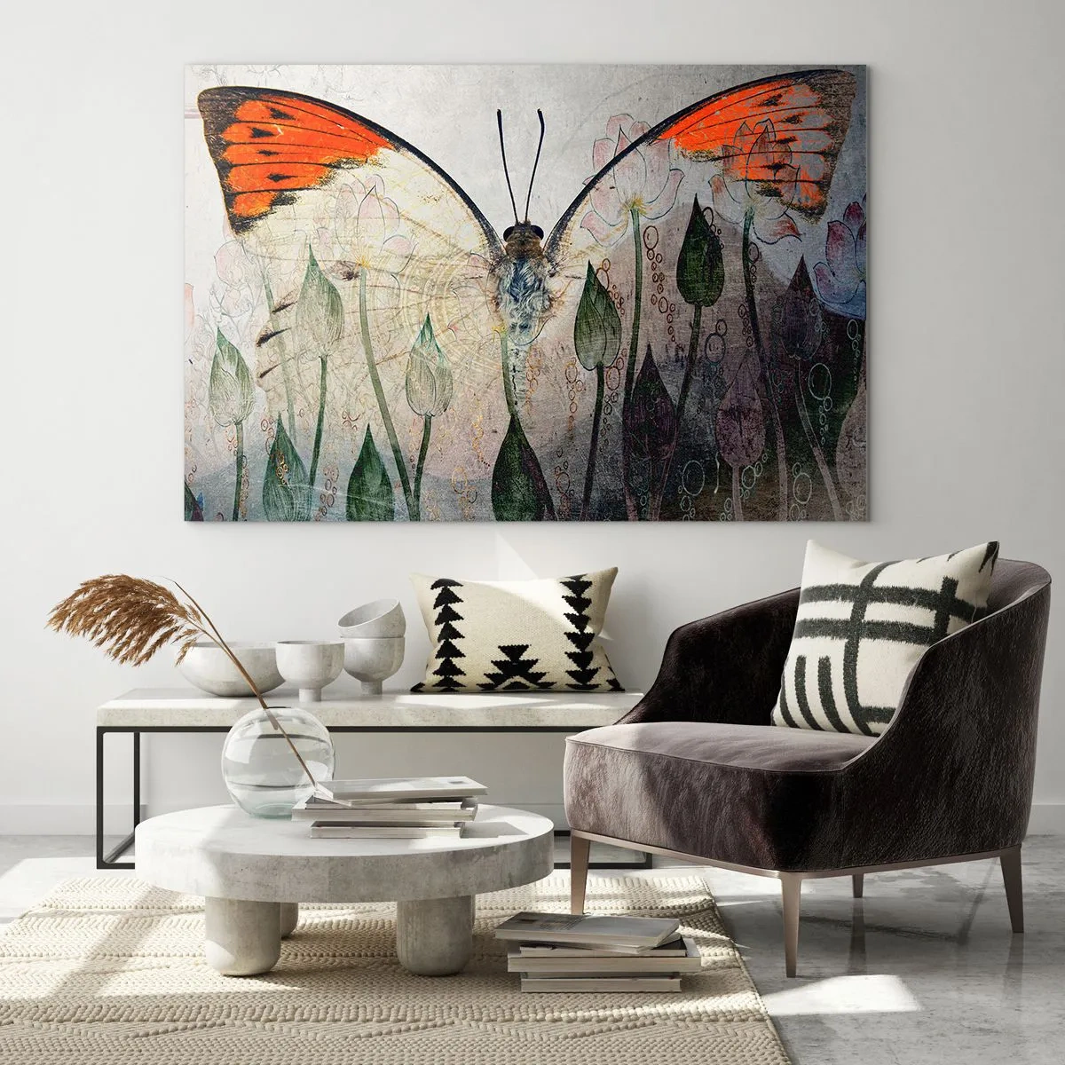 Glasbild - Bild auf glas - Ein kunstvoller Schmetterling, umgeben von zarten Blumen auf grauem Hintergrund. - 120x80cm - Wo schwingt der Schmetterling im Gras - Moderne Wanddekoration für Wohnzimmer und Schlafzimmer ARTTOR