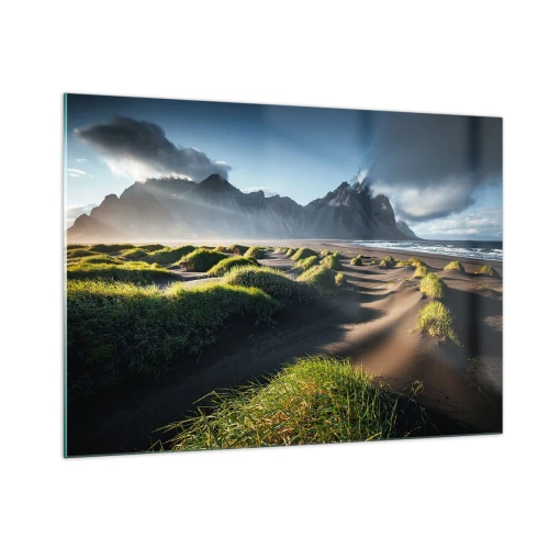 Glasbild - Bild auf glas - Isländische Landschaft mit schwarzem Strand und Bergen - 100x70cm - Harmonie der Elemente - Moderne Wanddekoration für Wohnzimmer und Schlafzimmer ARTTOR