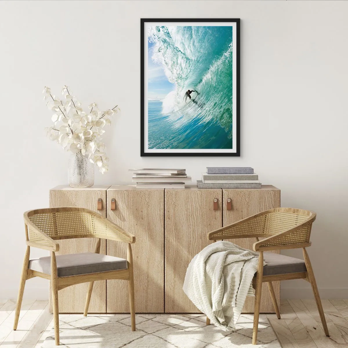 Poster in einem schwarzem Rahmen - Surfer auf einer Welle im Sonnenlicht - 50x70cm - Immer Top - Moderne Wanddekoration für Wohnzimmer und Schlafzimmer ARTTOR