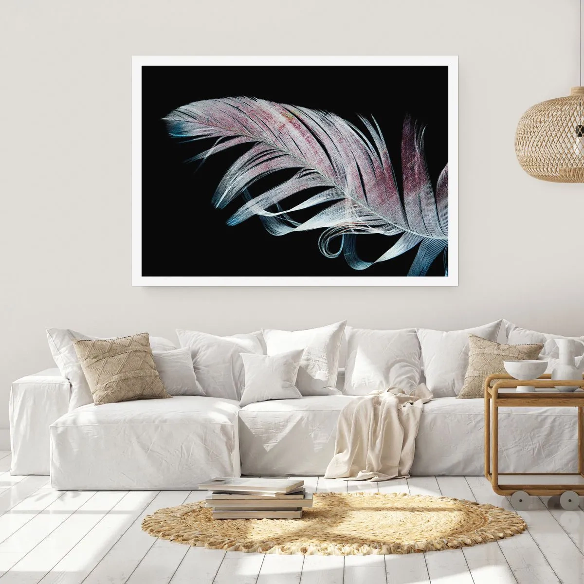 Poster - Eine zarte Feder auf schwarzem Hintergrund in einem künstlerischen Ansatz - 100x70cm - Denke an Berührung - Moderne Wanddekoration für Wohnzimmer und Schlafzimmer ARTTOR