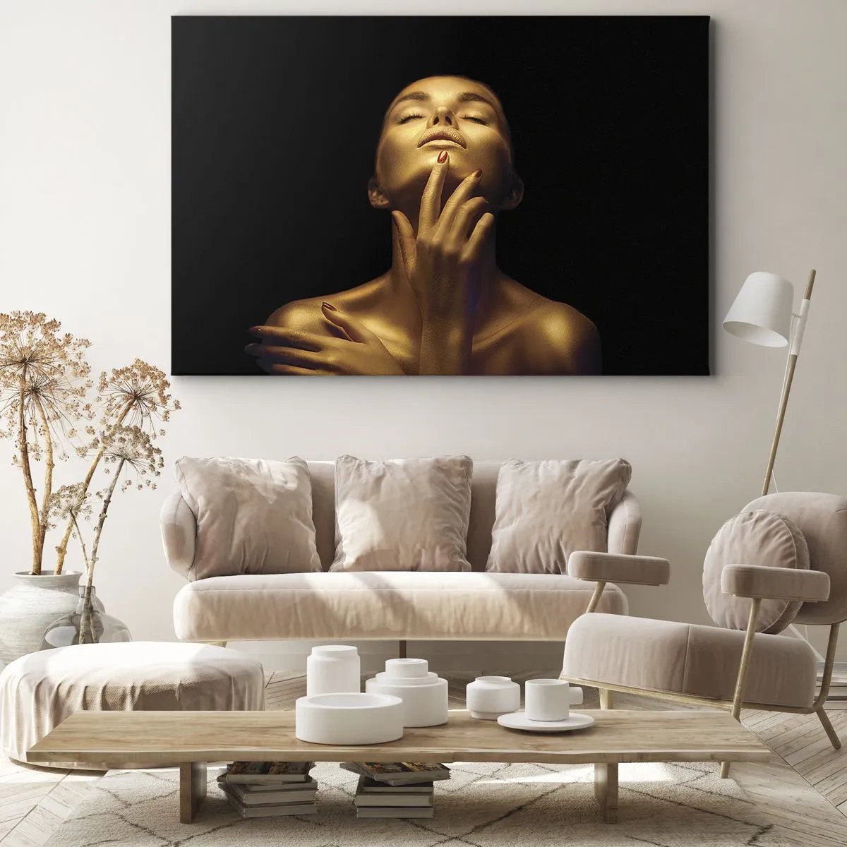 Bild auf Leinwand - Leinwandbild - Porträt einer Frau in goldenem Glanz auf schwarzem Hintergrund - 70x50cm - Wie goldene Seide - Moderne Wanddekoration für Wohnzimmer und Schlafzimmer ARTTOR
