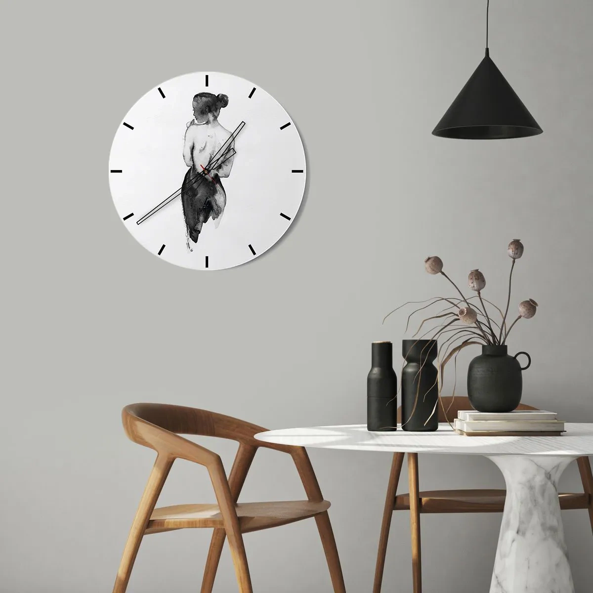 Wanduhr - Glasuhr - Schwarz-weiße Silhouette einer Frau mit freiem Rücken - 30x30cm - Bei ihr verschwindet die Welt - Moderne Wanddekoration für Wohnzimmer, Küche und Schlafzimmer ARTTOR