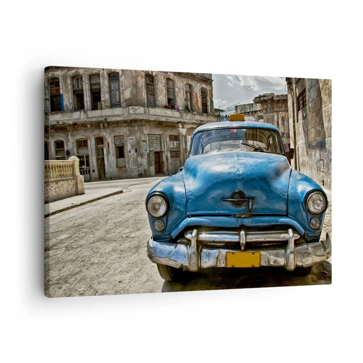 Bild auf Leinwand - Leinwandbild - Ein altes blaues Auto auf der Straße im Retro-Stil - 70x50cm - Alt ist schön - Moderne Wanddekoration für Wohnzimmer und Schlafzimmer ARTTOR