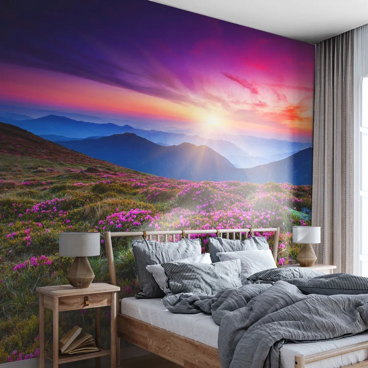 Fototapete Standard Eco - Kräuter dufteten nach frischen Trauben von den Feldern - Landschaft, Berge, Blumen - 350x256 cm