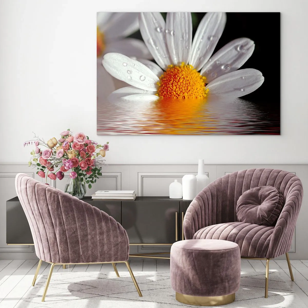 Glasbild - Bild auf glas - Ein Gänseblümchen mit Wassertropfen, die sich im Wasser spiegeln - 70x50cm - Die aufgehende Sonne der Gänseblümchen - Moderne Wanddekoration für Wohnzimmer und Schlafzimmer ARTTOR