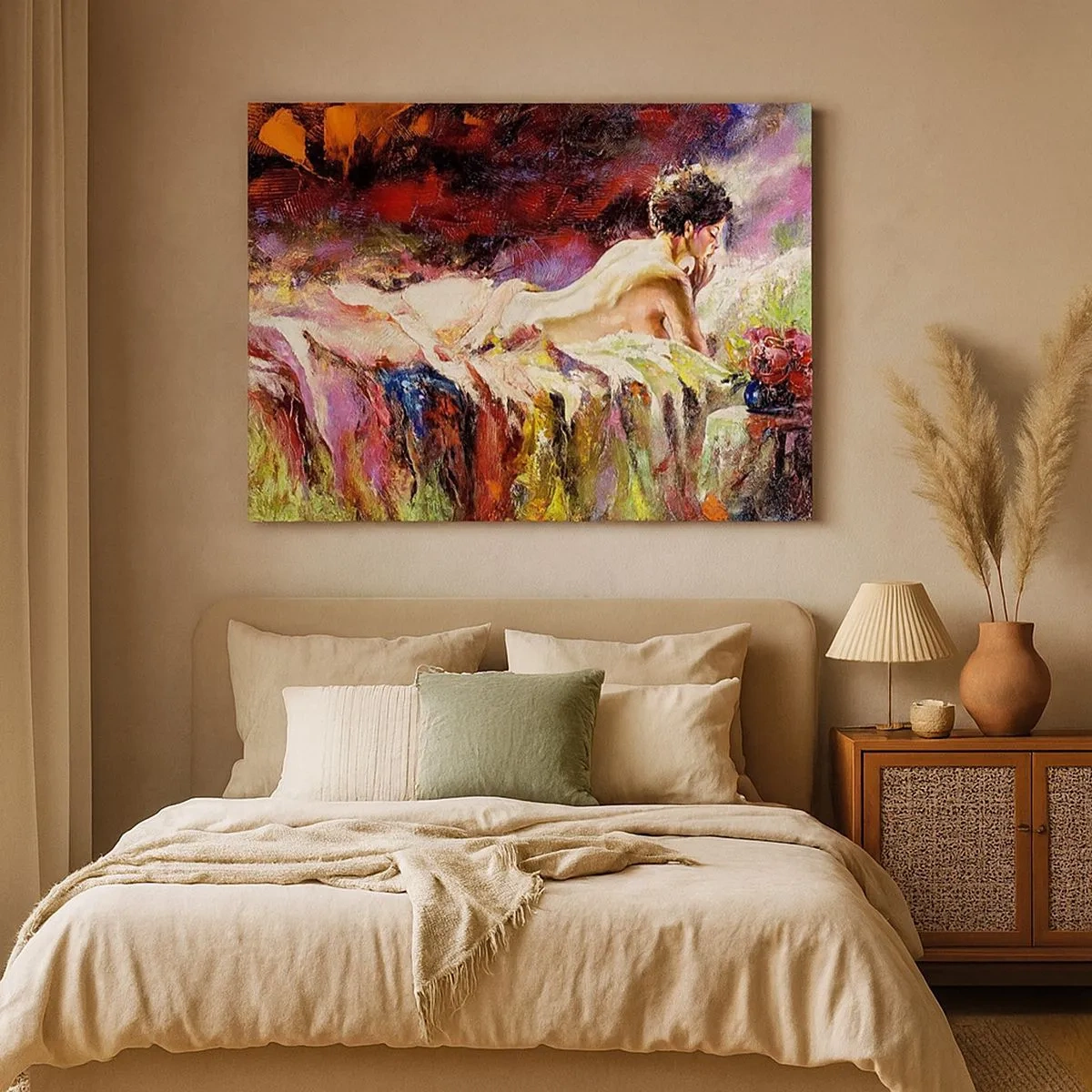 Bild auf Leinwand - Leinwandbild - Eine Frau liegt auf einem Bett vor einem Hintergrund aus abstrakten Farben. - 70x50cm - Venus in Gedanken - Moderne Wanddekoration für Wohnzimmer und Schlafzimmer ARTTOR