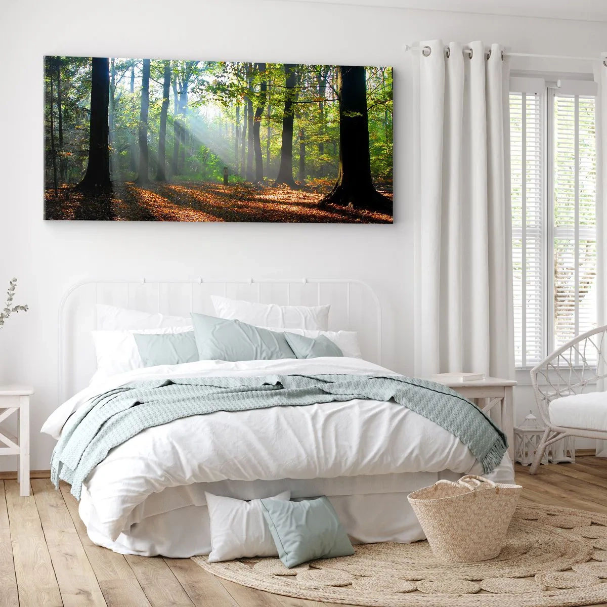 Bild auf Leinwand - Leinwandbild - Eine Waldlichtung, die von den Sonnenstrahlen erleuchtet wird - 120x50cm - Licht und Schatten - Moderne Wanddekoration für Wohnzimmer und Schlafzimmer ARTTOR