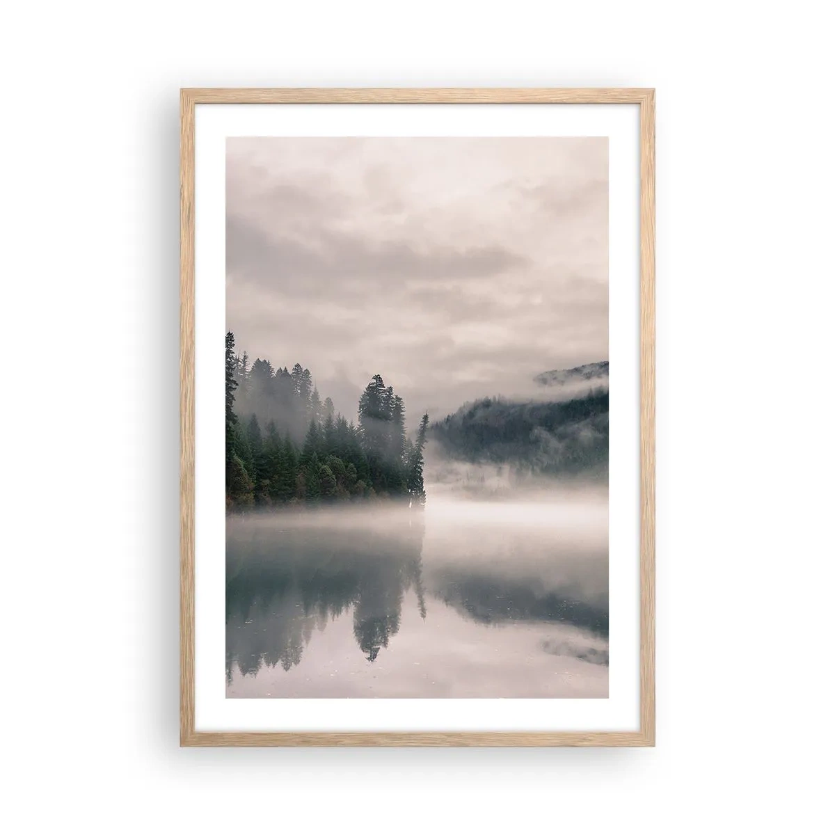 Poster in einem Rahmen aus heller Eiche - In Reflexion, im Nebel - 50x70 cm