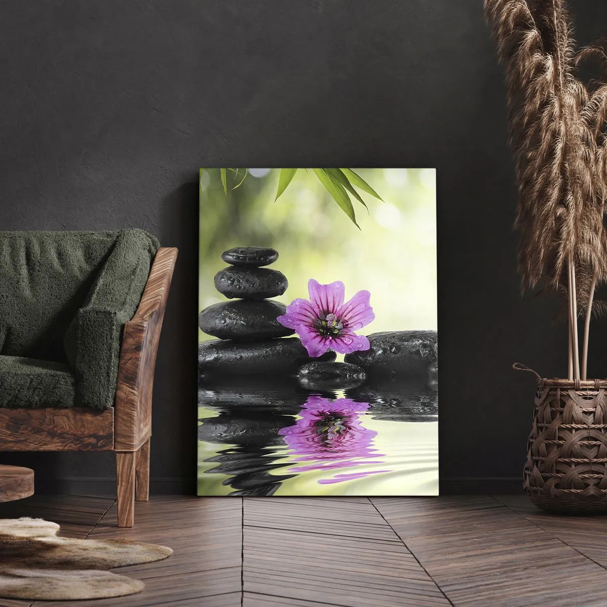 Bild auf Leinwand - Leinwandbild - Zen-Steine und eine rosa Blume spiegeln sich im Wasser - 50x70cm - Zeit für die Seele - Moderne Wanddekoration für Wohnzimmer und Schlafzimmer ARTTOR