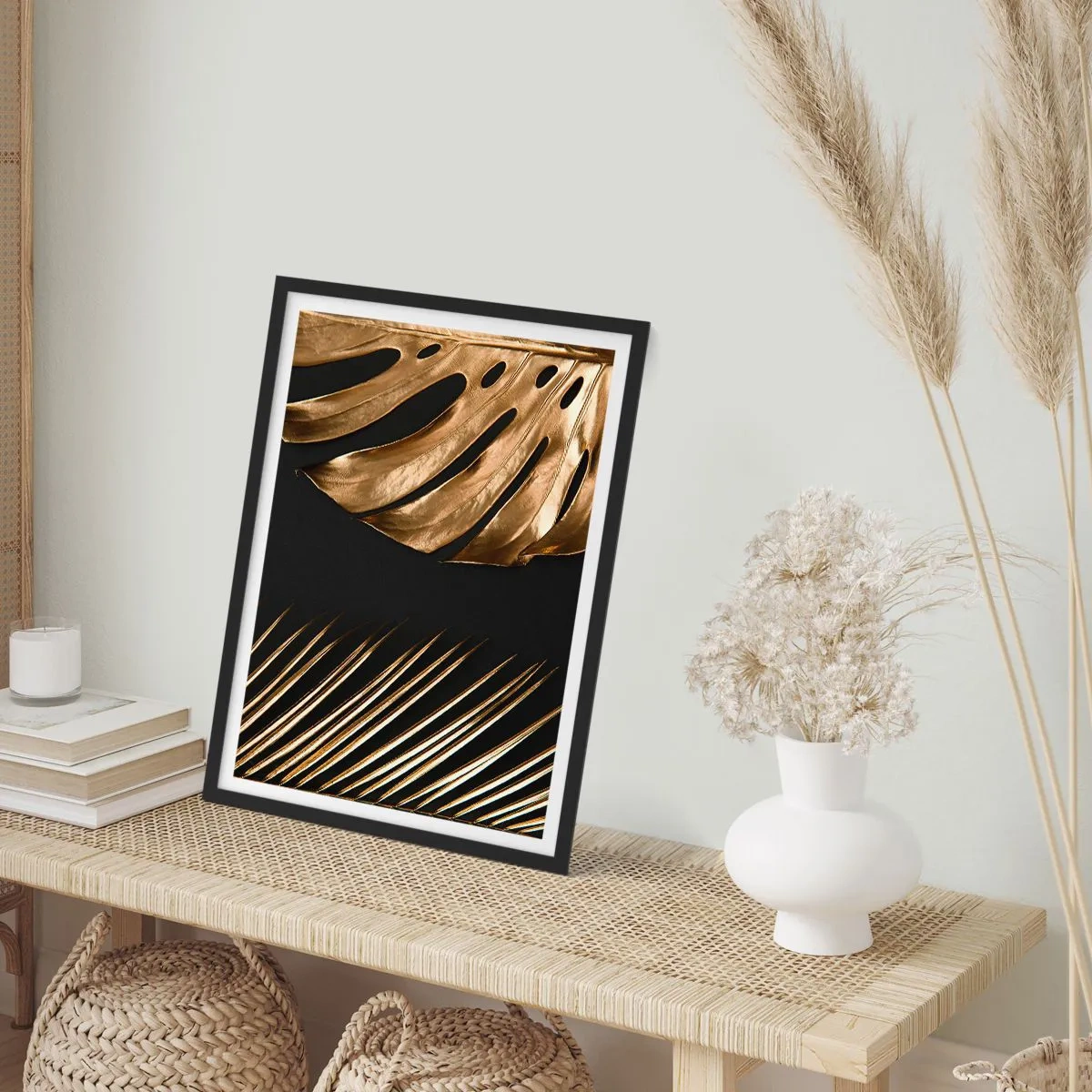 Poster in einem schwarzem Rahmen - Anders und genauso teuer - 40x50 cm