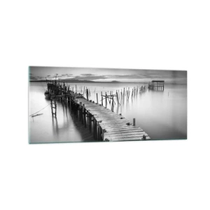 Glasbild - Bild auf glas - Ein Holzsteg an einem ruhigen See in Grautönen - 120x50cm - Der Frieden eines vergessenen Ufers - Moderne Wanddekoration für Wohnzimmer und Schlafzimmer ARTTOR