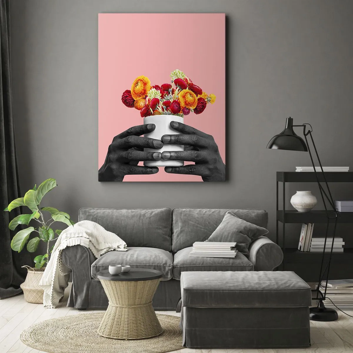 Bild auf Leinwand - Leinwandbild - Hände halten einen Strauß bunter Blumen - 70x100cm - Die Apotheose des Lebens - Moderne Wanddekoration für Wohnzimmer und Schlafzimmer ARTTOR