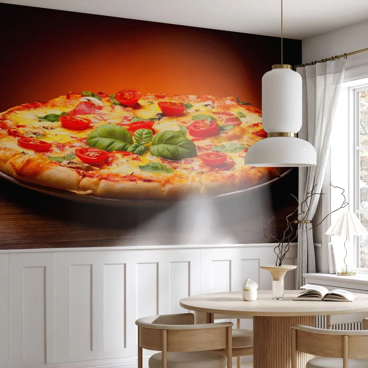 Fototapete Premium Sand - Pizza mit Tomaten, Basilikum und geschmolzenem Käse auf einem Teller - 100x70cm - Mamma Mia! - Moderne Wanddekoration für Wohnzimmer und Schlafzimmer ARTTOR