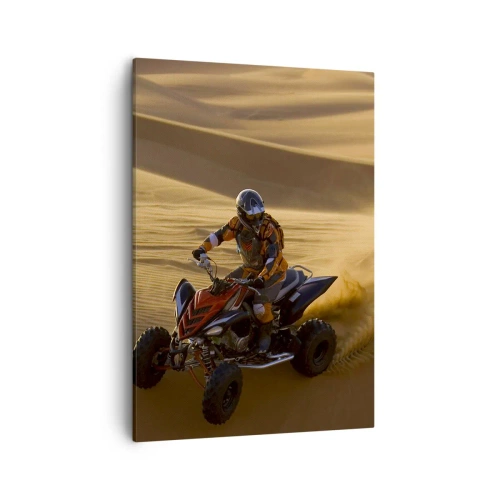 Bild auf Leinwand - Leinwandbild - Ein Motorradfahrer auf einem Quad rast über die Sanddünen der Wüste - 50x70cm - Auf den Sandwellen - Moderne Wanddekoration für Wohnzimmer und Schlafzimmer ARTTOR