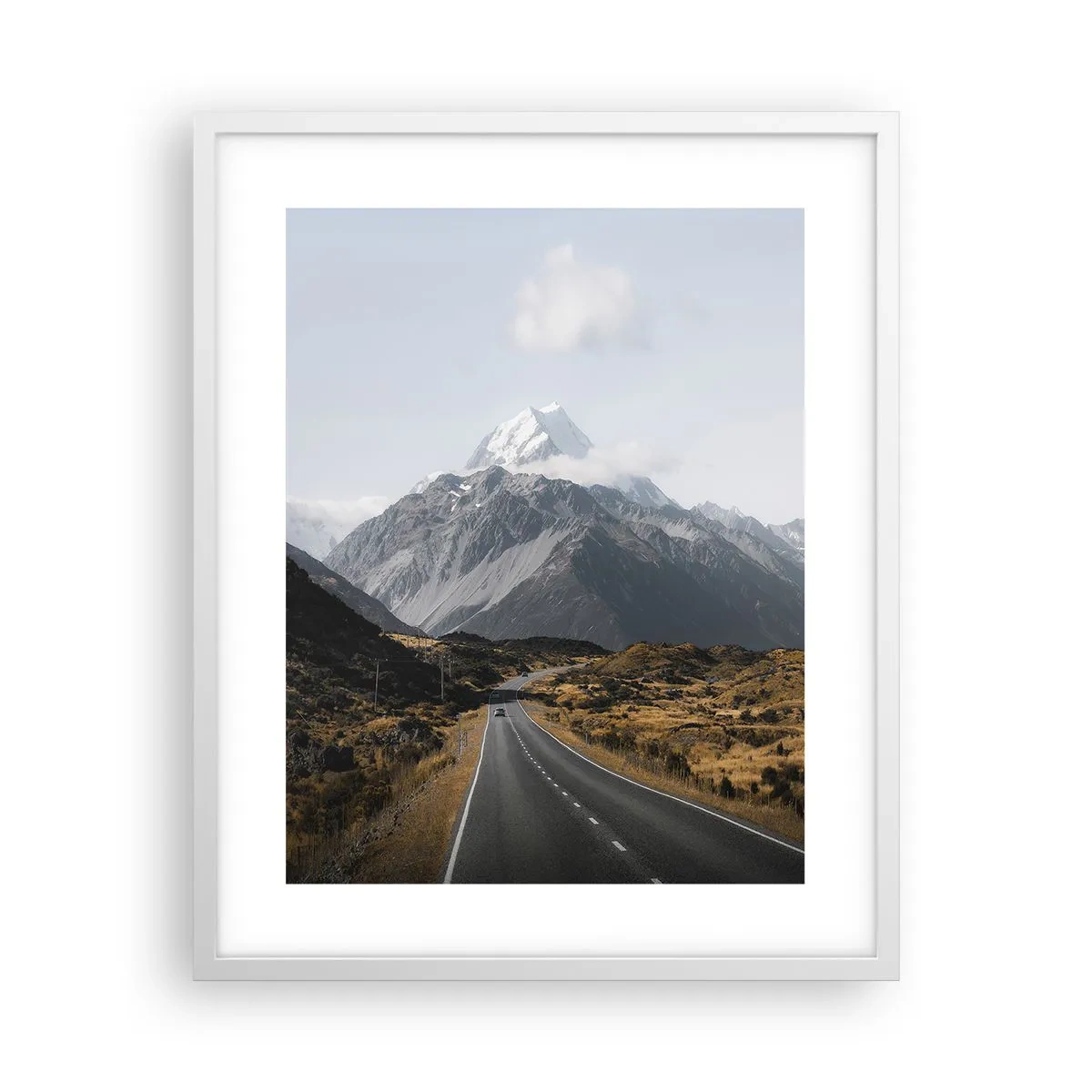 Poster in einem weißen Rahmen - Der Weg ins Herz der Berge - 40x50 cm