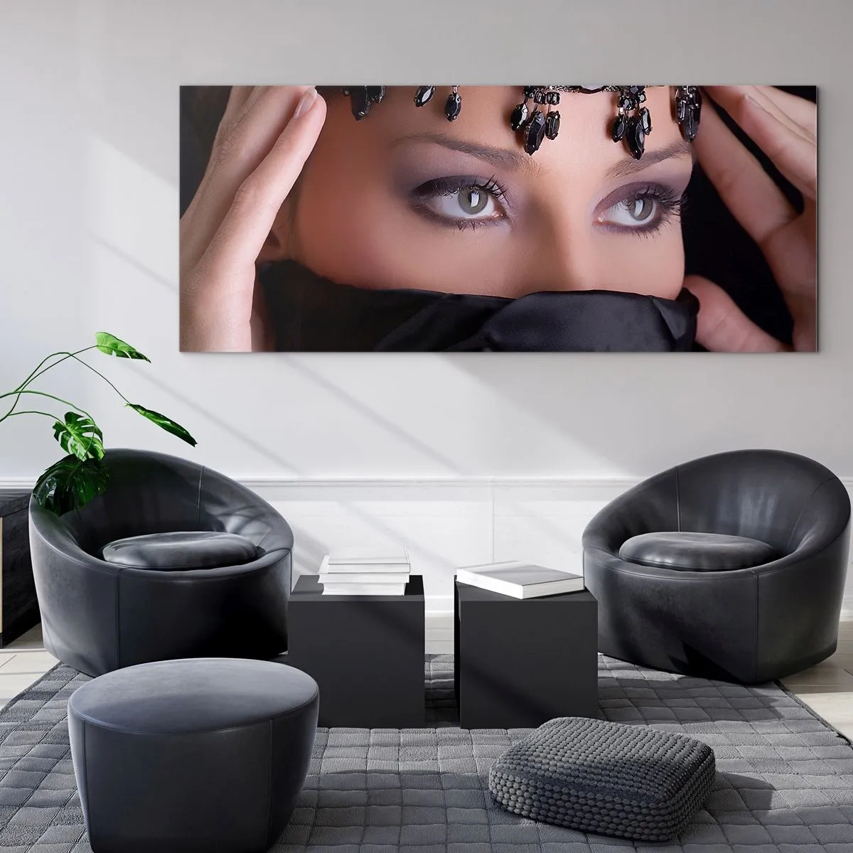 Glasbild - Bild auf glas - Porträt einer Frau mit dekorativem Schmuck vor schwarzem Hintergrund - 120x50cm - Orientalisches verführerisches Geheimnis - Moderne Wanddekoration für Wohnzimmer und Schlafzimmer ARTTOR