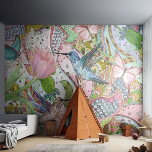 Fototapete Premium Sand - Bunte Kolibris und Schmetterlinge zwischen Blumen vor einem gemusterten Hintergrund - 100x70cm - Verstrickt in Weinreben - Moderne Wanddekoration für Wohnzimmer und Schlafzimmer ARTTOR