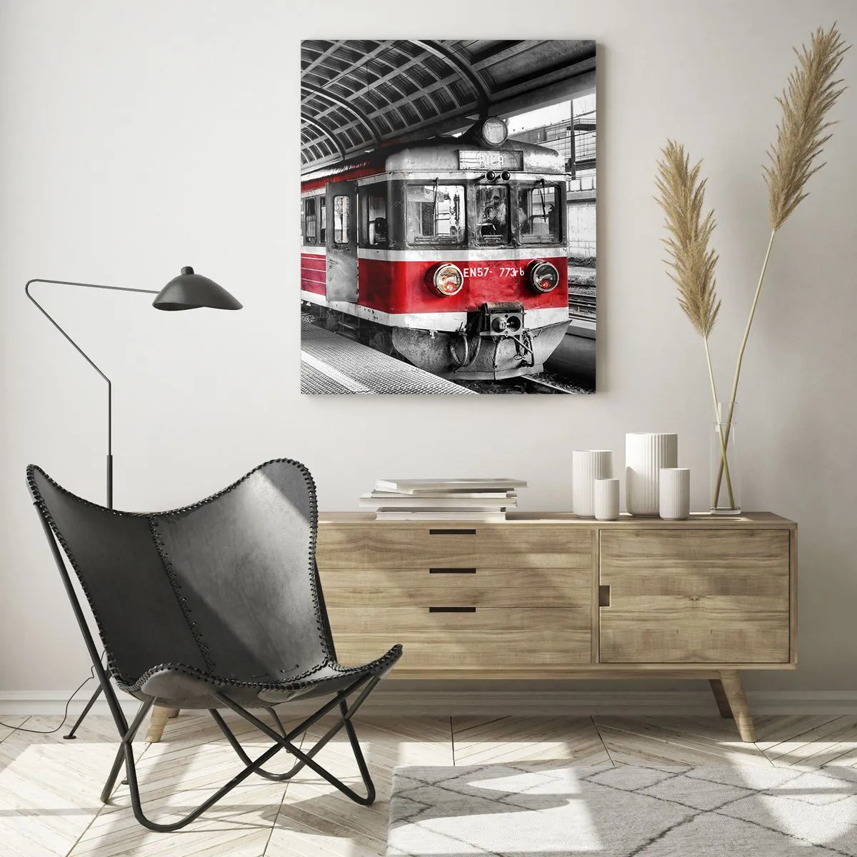 Glasbild - Bild auf glas - Roter Zug am Bahnhof unter einem Dach - 70x100cm - Vielleicht ist es eine Reise Ihres Lebens? - Moderne Wanddekoration für Wohnzimmer und Schlafzimmer ARTTOR