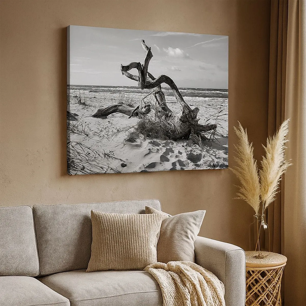 Bild auf Leinwand - Leinwandbild - Schwarz-weiße Landschaft mit einem toten Baum am Strand - 70x50cm - Meeresskulptur - Moderne Wanddekoration für Wohnzimmer und Schlafzimmer ARTTOR