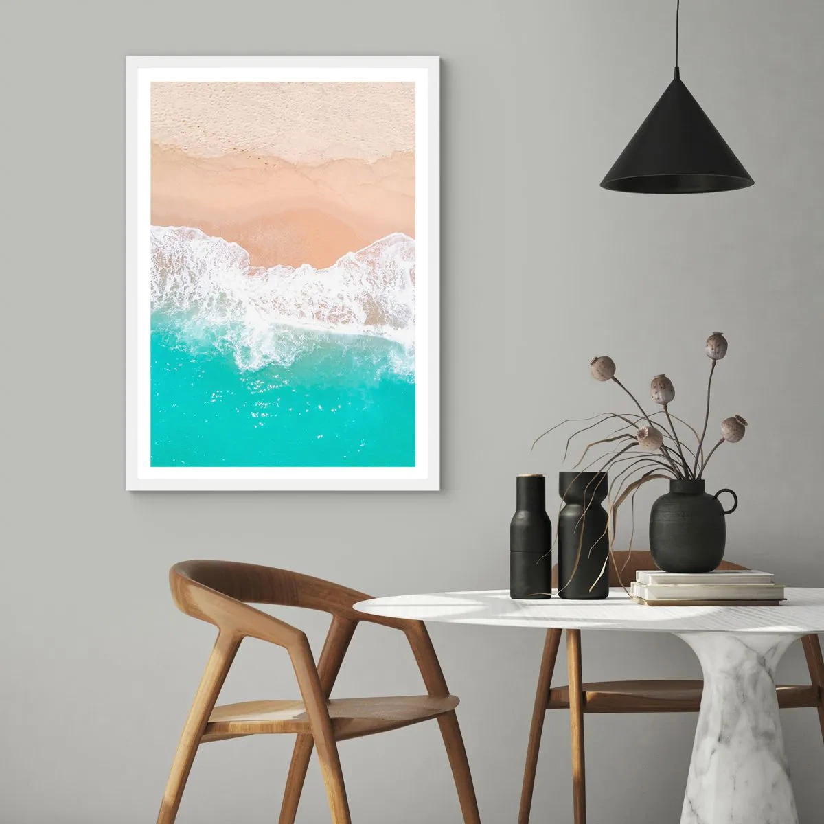 Poster in einem weißen Rahmen - Eine streichelnde Berührung - 70x100 cm