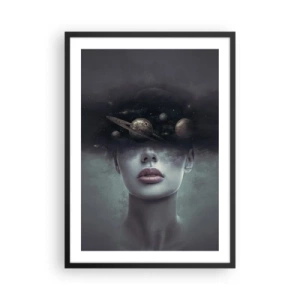 Poster in einem schwarzem Rahmen - Geheimnisvolles Porträt einer Frau mit Planeten im Weltraum - 50x70cm - Und die Planeten spielen verrückt ... - Moderne Wanddekoration für Wohnzimmer und Schlafzimmer ARTTOR