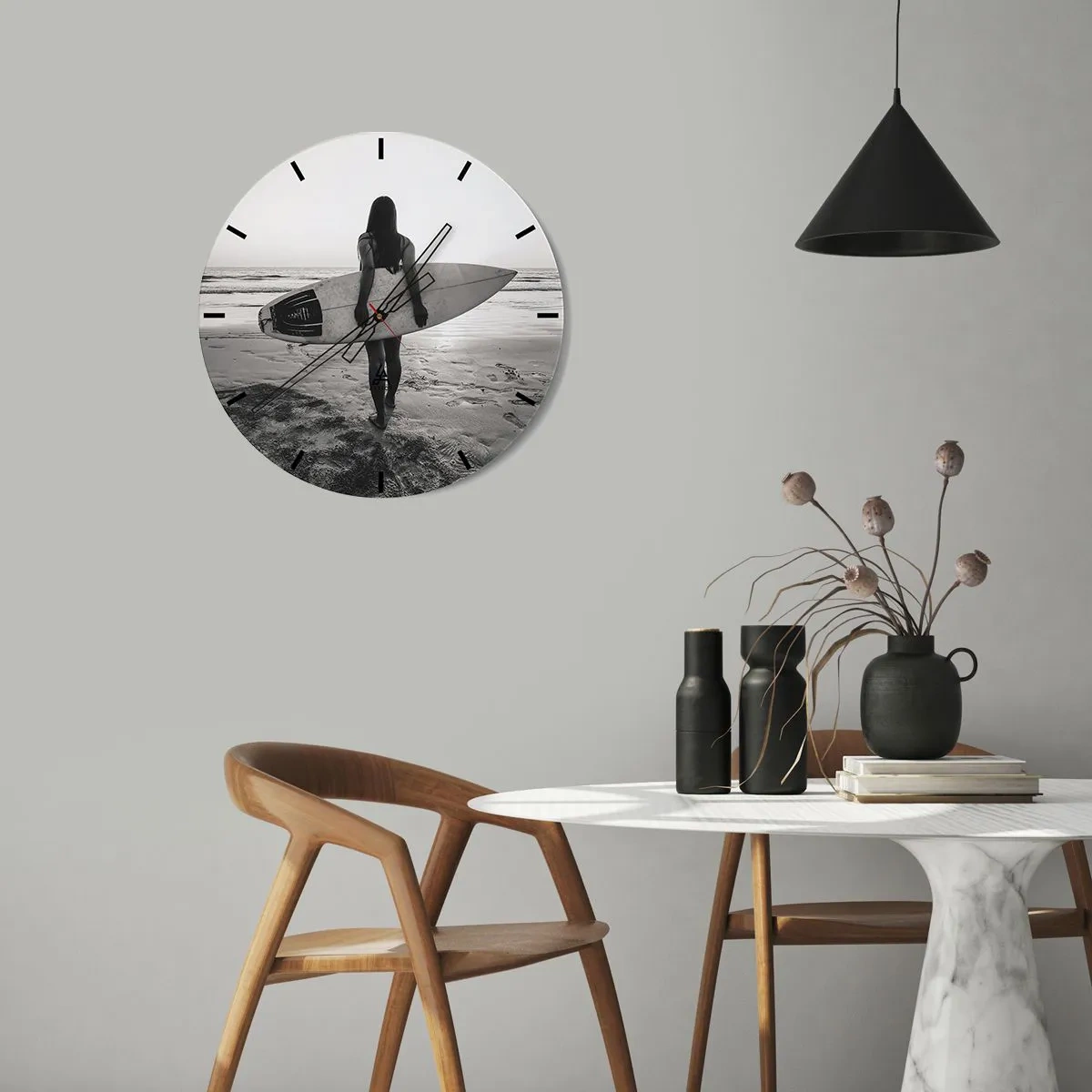 Wanduhr - Glasuhr - Minimalistische Abstraktion mit schwarzen Linien und einem roten Kreis - 30x30cm - Die Tochter der Meereswelle - Moderne Wanddekoration für Wohnzimmer, Küche und Schlafzimmer ARTTOR