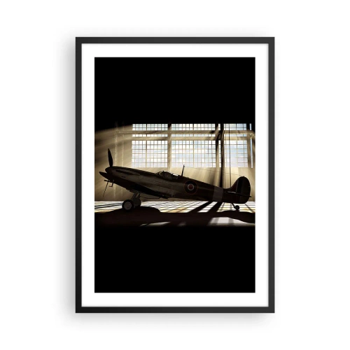 Poster in einem schwarzem Rahmen - Historisches Flugzeug im Hangar mit Sonnenstrahlen - 50x70cm - Die Ruhe eines Kriegers - Moderne Wanddekoration für Wohnzimmer und Schlafzimmer ARTTOR