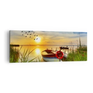 Bild auf Leinwand - Leinwandbild - Ein Boot am Ufer eines Sees bei Sonnenuntergang - 140x50cm - Die Kormorane fliegen schon weg - Moderne Wanddekoration für Wohnzimmer und Schlafzimmer ARTTOR