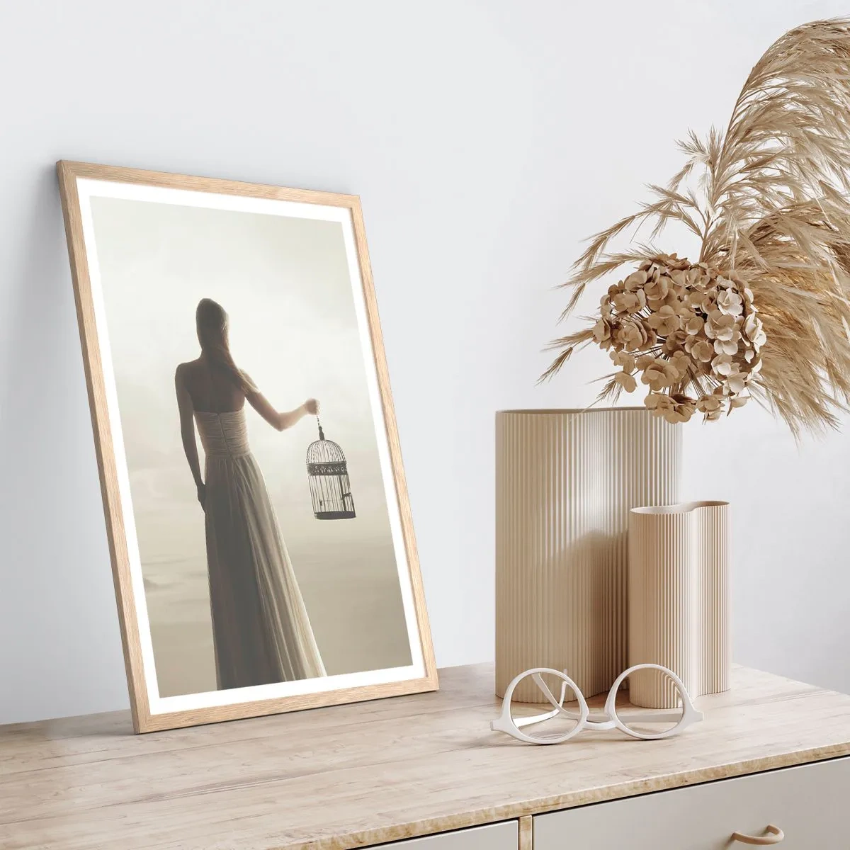 Poster in einem Rahmen aus heller Eiche - Sei frei - 70x100 cm