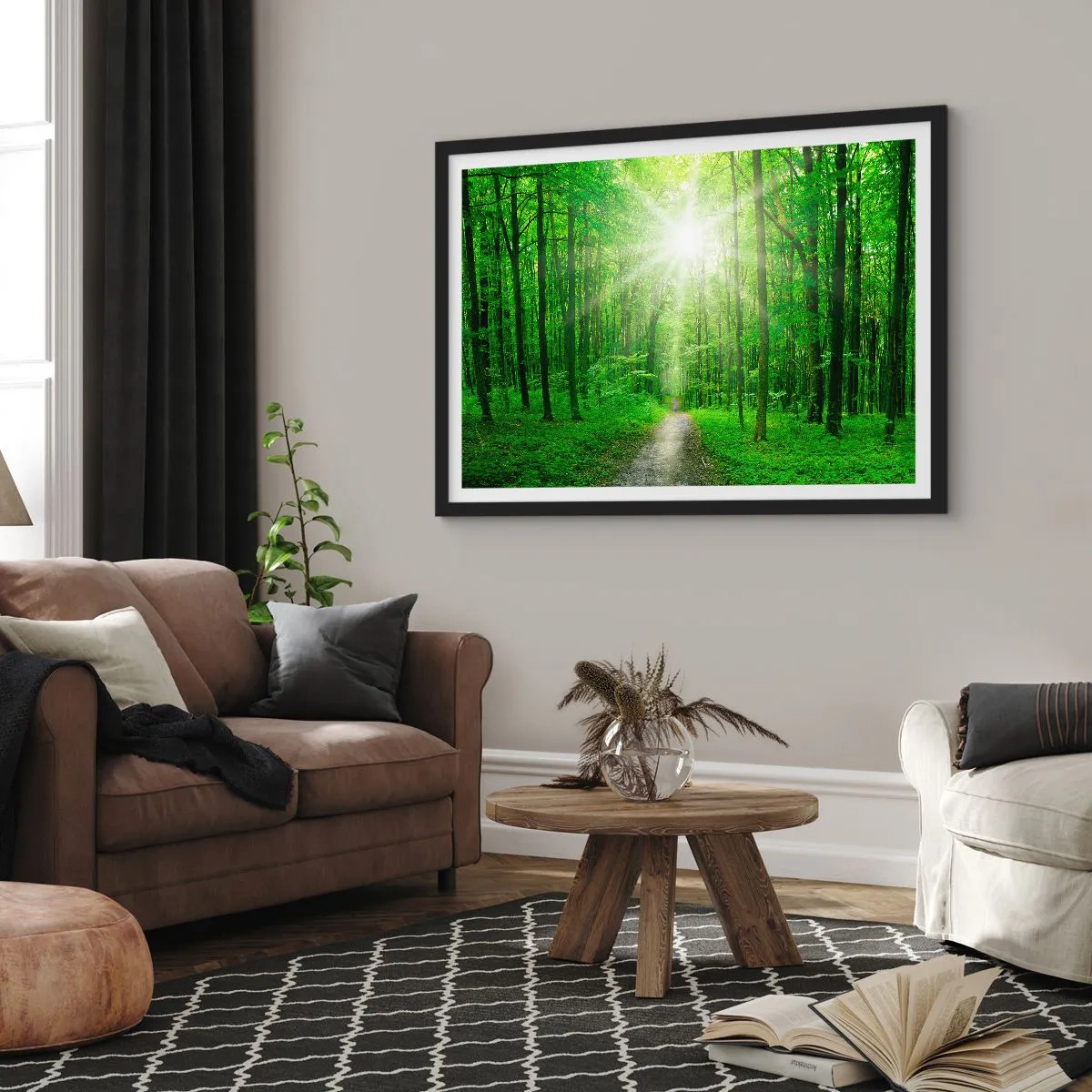 Poster in einem schwarzem Rahmen - Pfad im Wald mit Sonnenstrahlen - 70x50cm - Die grüne Kathedrale - Moderne Wanddekoration für Wohnzimmer und Schlafzimmer ARTTOR