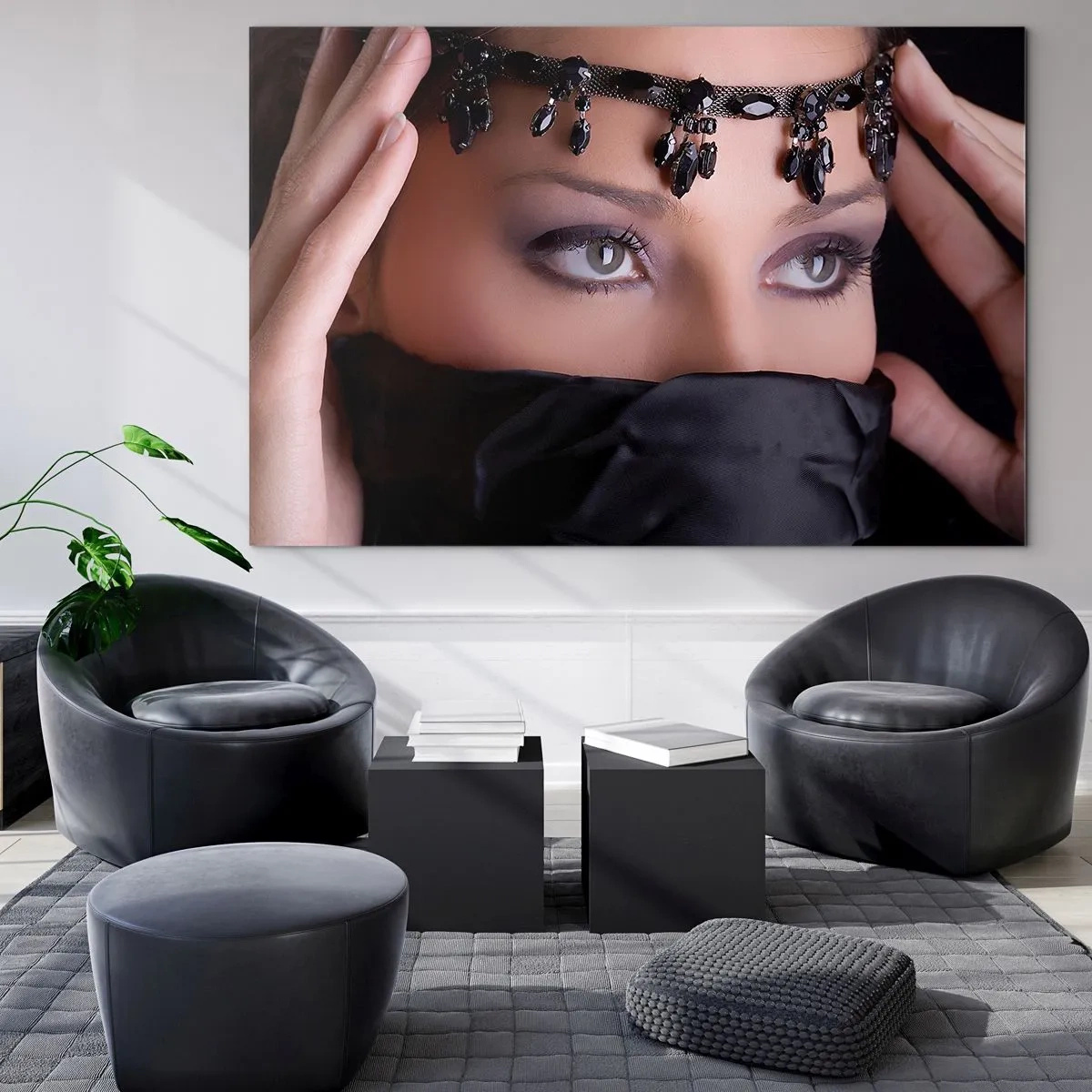 Glasbild - Bild auf glas - Ein Frauengesicht mit einer verzierten Tiara und einem intensiven Blick - 70x50cm - Orientalisches verführerisches Geheimnis - Moderne Wanddekoration für Wohnzimmer und Schlafzimmer ARTTOR