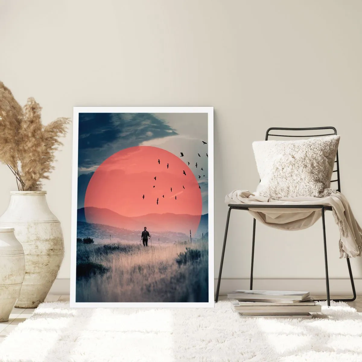 Poster - Ein Mann, der vor der roten Sonne durch ein Feld geht - 50x70cm - In eigenen Elementen - Moderne Wanddekoration für Wohnzimmer und Schlafzimmer ARTTOR