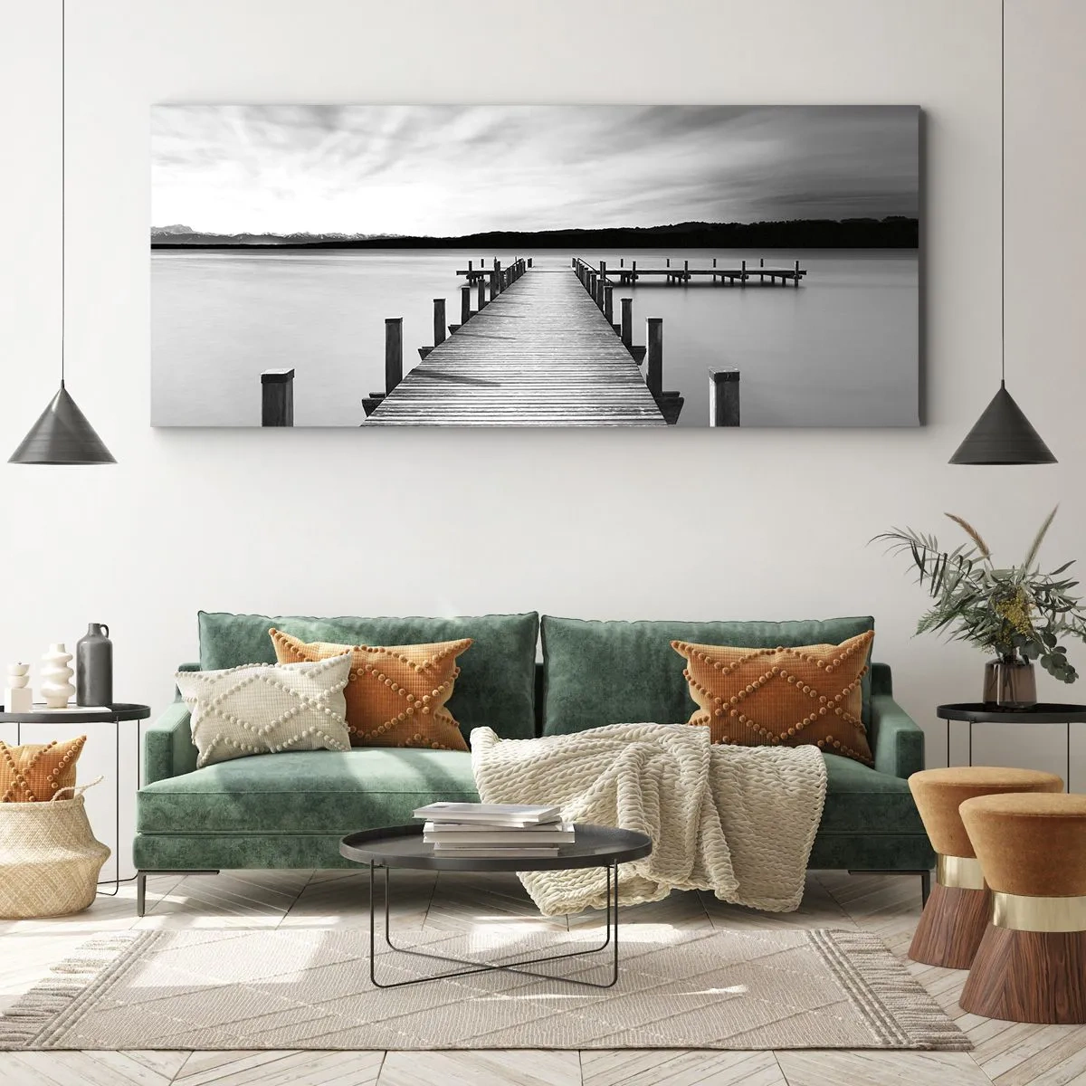 Bild auf Leinwand - Leinwandbild - Ein schwarz-weißer Steg an einem ruhigen See - 160x50cm - An der Wasserstelle - Ruhe - Moderne Wanddekoration für Wohnzimmer und Schlafzimmer ARTTOR