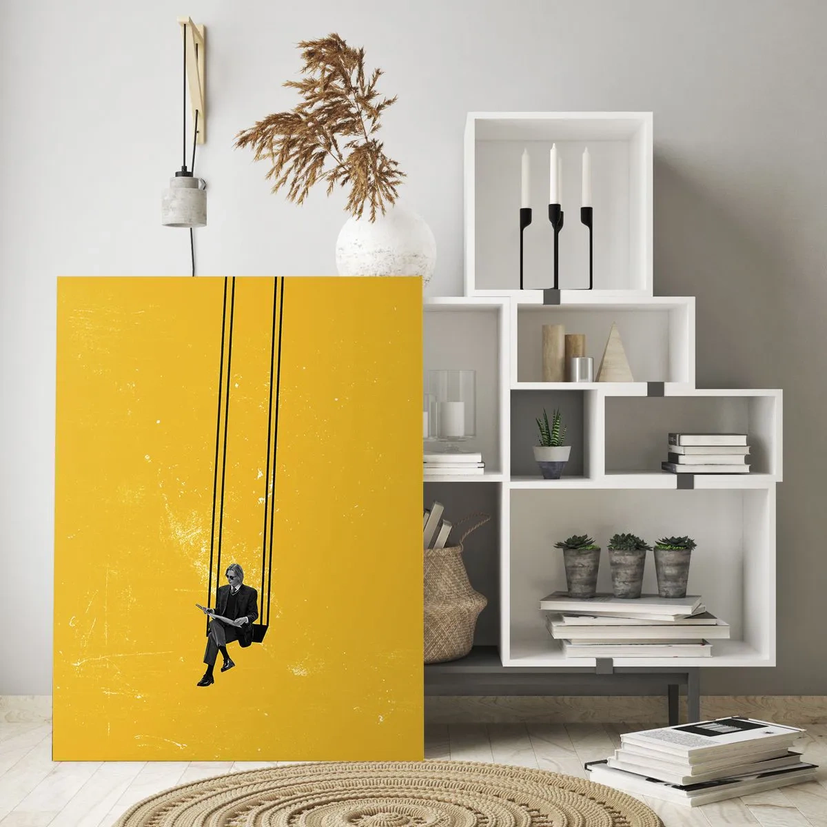 Glasbild - Bild auf glas - Eine Person auf einer Schaukel vor einem intensiv gelben Hintergrund - 70x100cm - Tag wie jeder andere - Moderne Wanddekoration für Wohnzimmer und Schlafzimmer ARTTOR