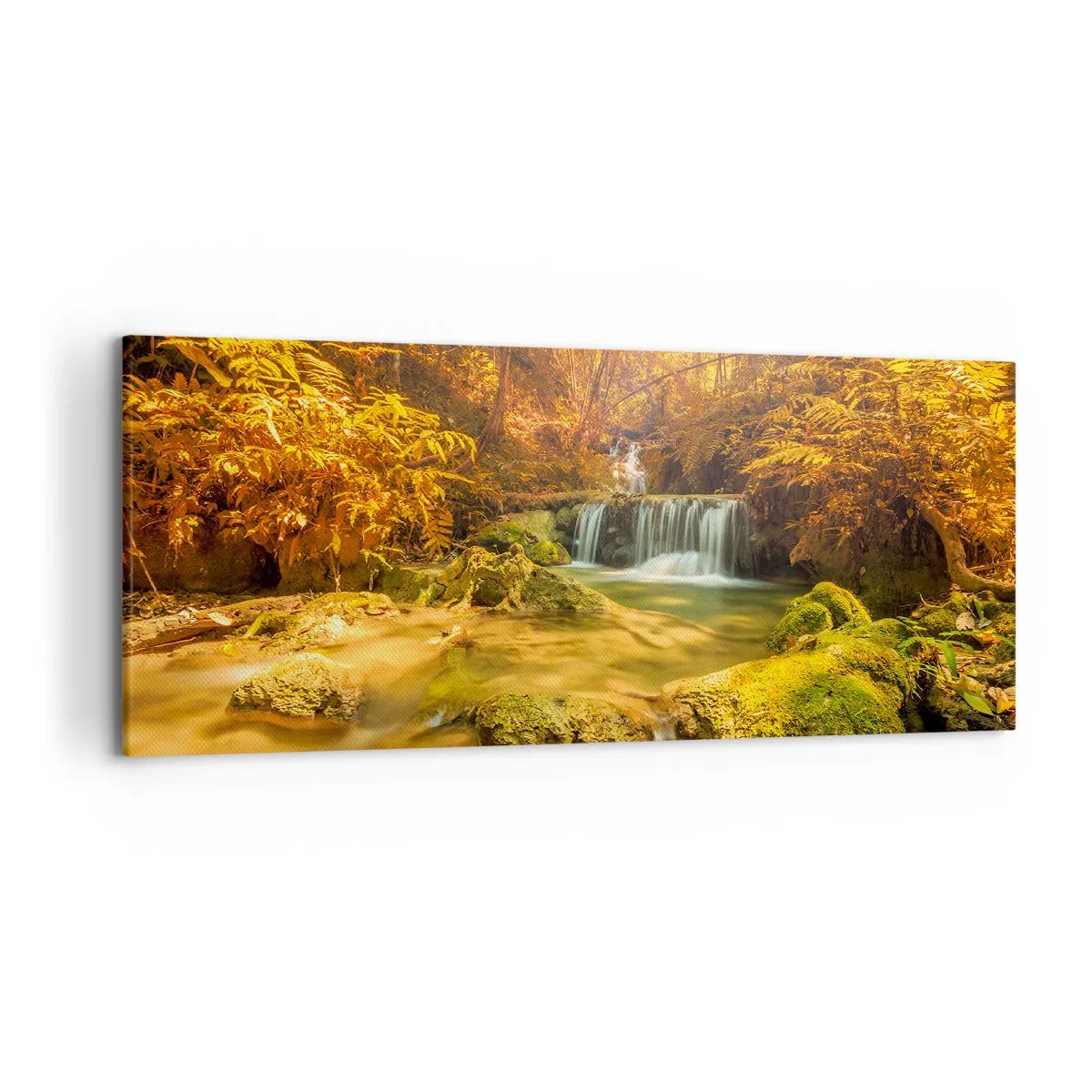 Bild auf Leinwand - Leinwandbild - Ein goldener Wasserfall in einem herbstlichen Wald, umgeben von Grün - 120x50cm - Waldkaskade in Gold - Moderne Wanddekoration für Wohnzimmer und Schlafzimmer ARTTOR