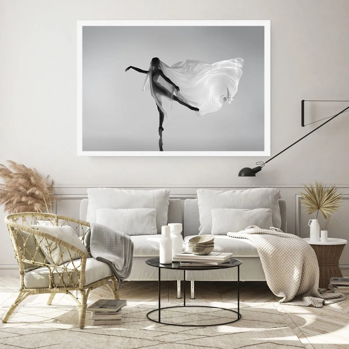 Poster - Eine Tänzerin in ätherischer Pose mit fließendem Stoff - 100x70cm - Leichtigkeit und Anmut - Moderne Wanddekoration für Wohnzimmer und Schlafzimmer ARTTOR