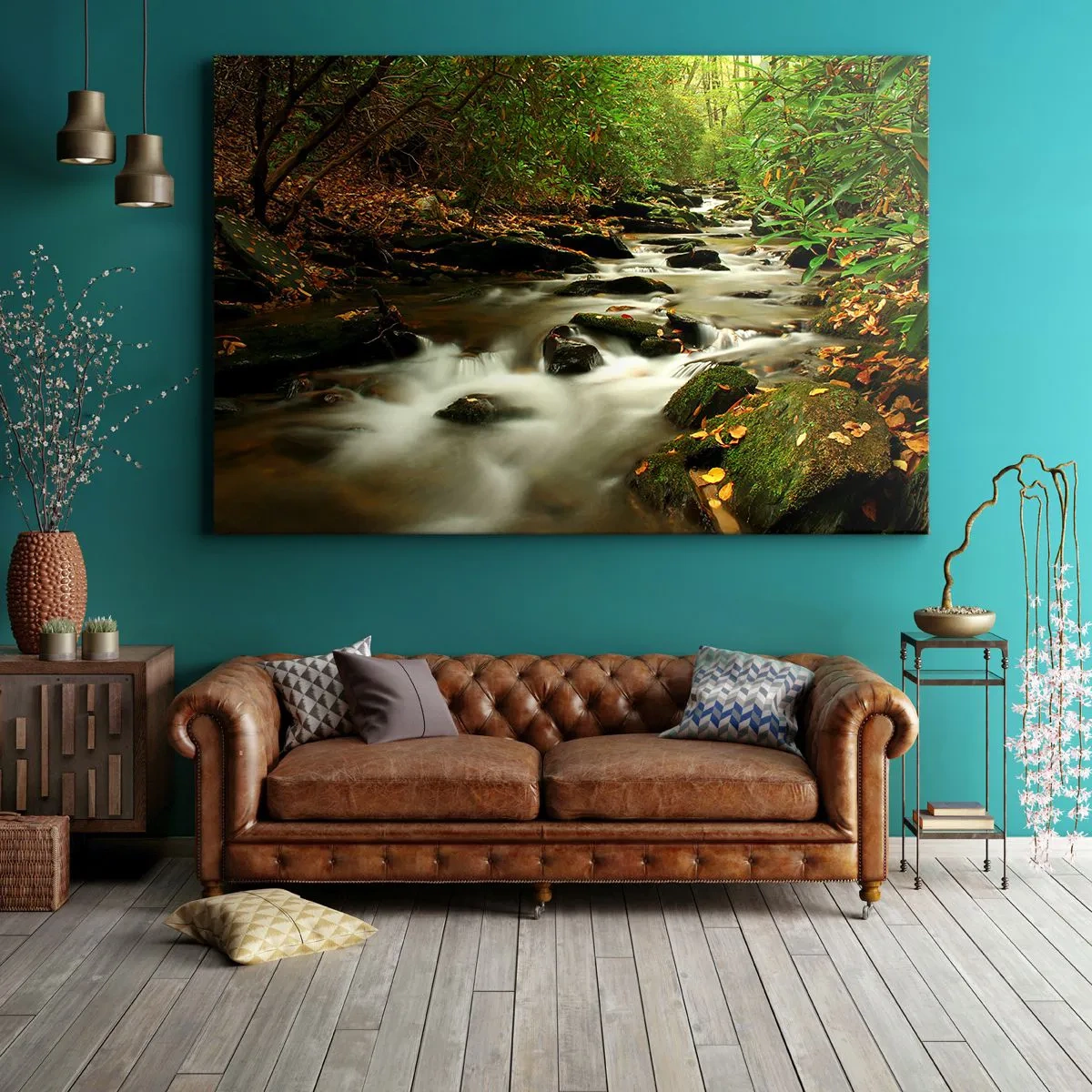 Bild auf Leinwand - Leinwandbild - Ein Waldbach, der zwischen Steinen fließt, umgeben von Grün - 120x80cm - Wie flüssiges Silber - Moderne Wanddekoration für Wohnzimmer und Schlafzimmer ARTTOR