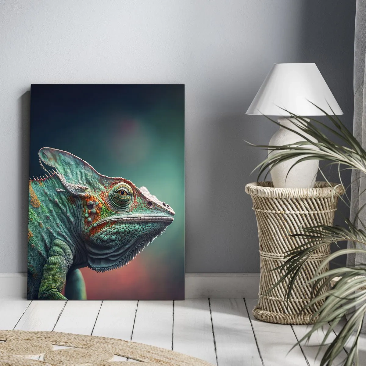 Bild auf Leinwand - Leinwandbild - Nahaufnahme eines Chamäleons in intensiven Farben - 50x70cm - Siehst du mich? Nicht gut… - Moderne Wanddekoration für Wohnzimmer und Schlafzimmer ARTTOR