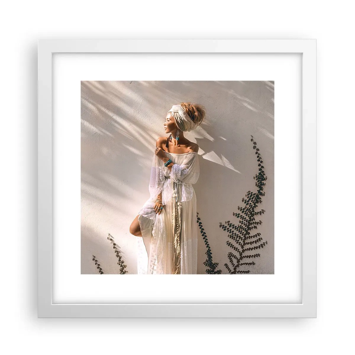 Poster in einem weißen Rahmen - Die Sonne und das Mädchen - 30x30 cm