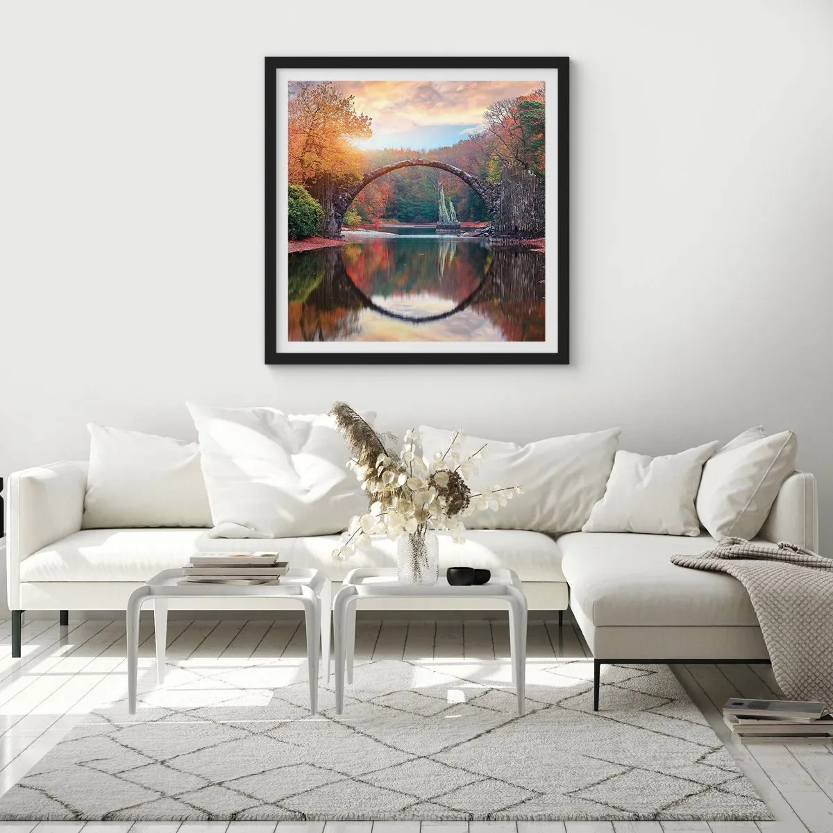 Poster in einem schwarzem Rahmen - Auf der anderen Seite des Spiegels - 50x50 cm