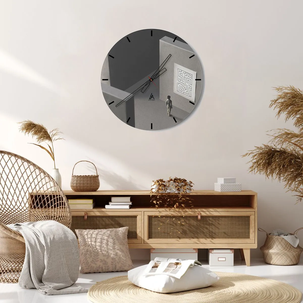 Wanduhr - Glasuhr - Eine Figur steht vor einem Labyrinth an einer grauen Wand - 30x30cm - Aber wo bin ich? - Moderne Wanddekoration für Wohnzimmer, Küche und Schlafzimmer ARTTOR