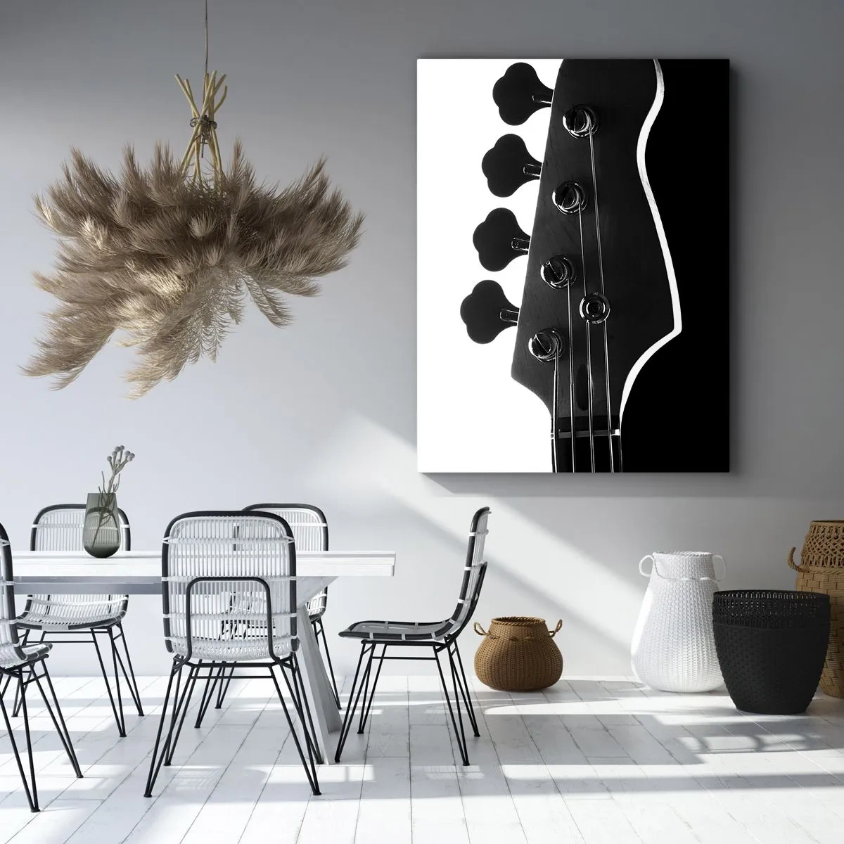 Bild auf Leinwand - Leinwandbild - Schwarz-weiße Silhouette einer Bassgitarren-Kopfplatte - 50x70cm - Rockige Stille - Moderne Wanddekoration für Wohnzimmer und Schlafzimmer ARTTOR