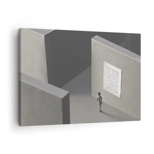 Bild auf Leinwand - Leinwandbild - Eine Figur in einem Labyrinth, die auf eine hängende Karte schaut - 70x50cm - Aber wo bin ich? - Moderne Wanddekoration für Wohnzimmer und Schlafzimmer ARTTOR