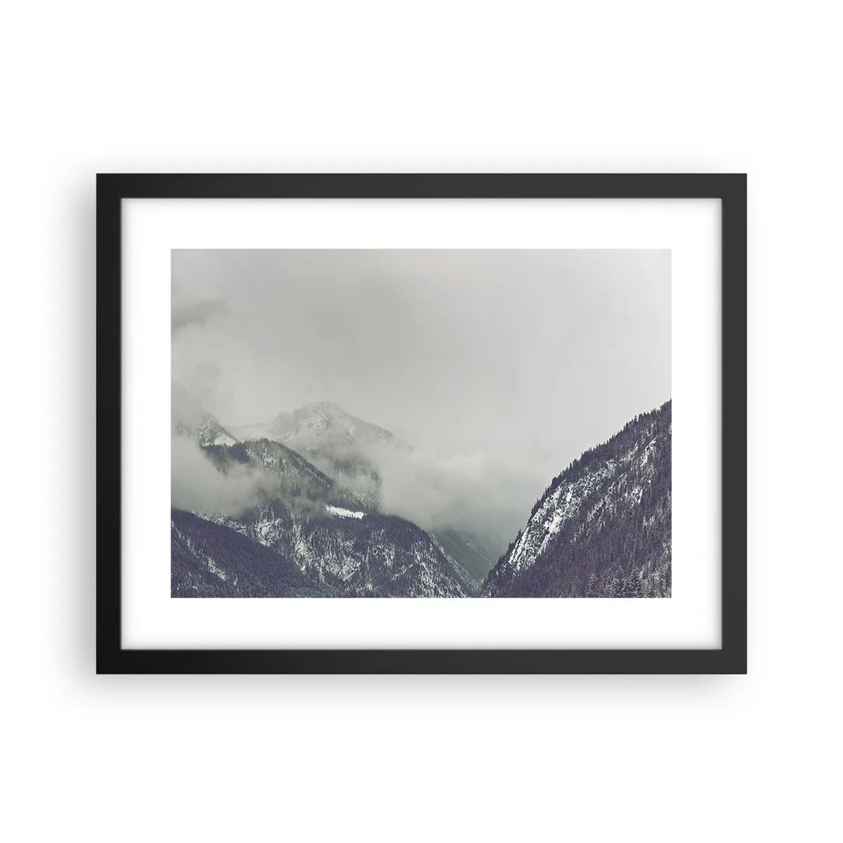 Poster in einem schwarzem Rahmen - Nebliges Tal - 40x30 cm