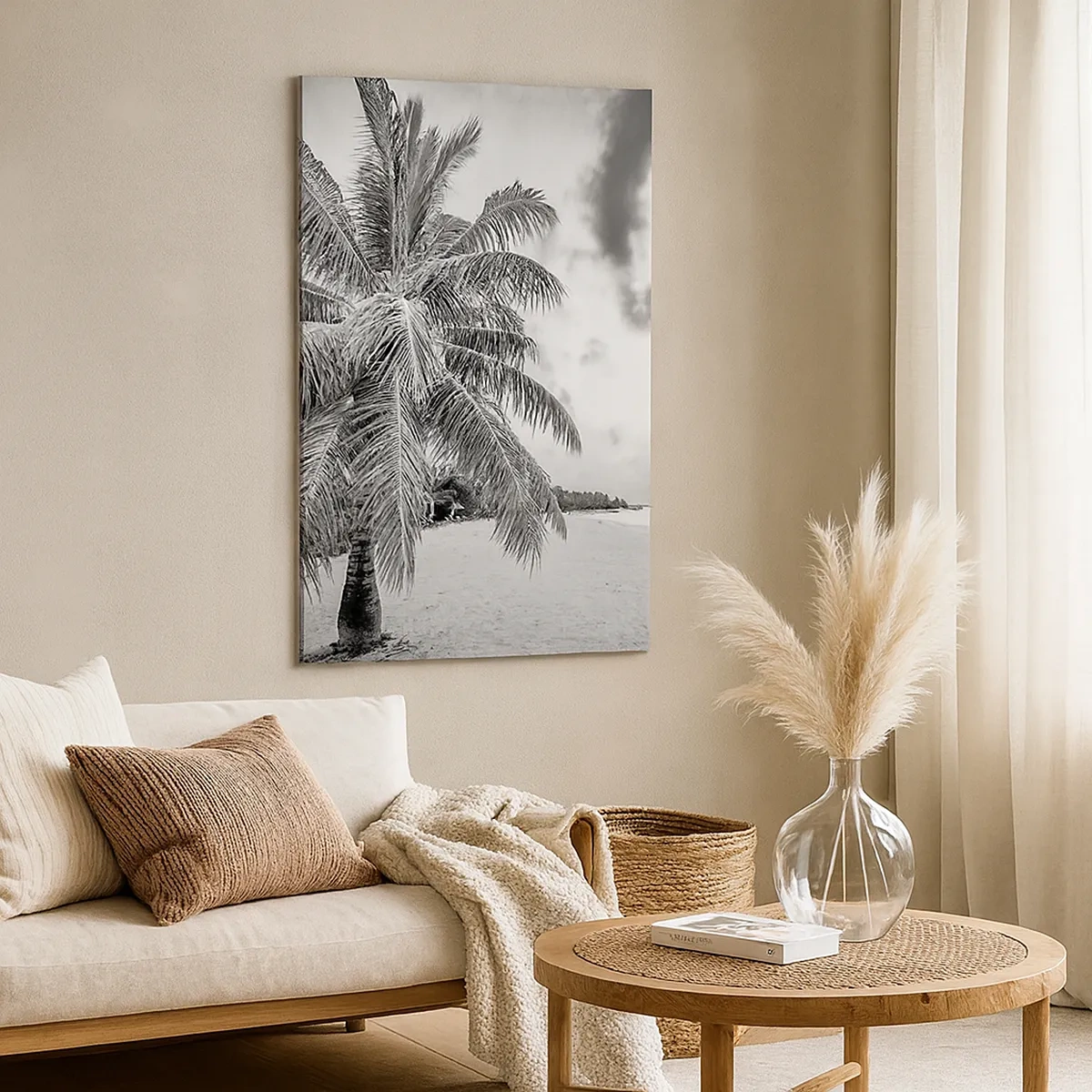 Bild auf Leinwand - Leinwandbild - Schwarz-weiße Palme an einem leeren Strand mit Wolken - 50x70cm - Wenn du dich nach Einsamkeit sehnst ... - Moderne Wanddekoration für Wohnzimmer und Schlafzimmer ARTTOR