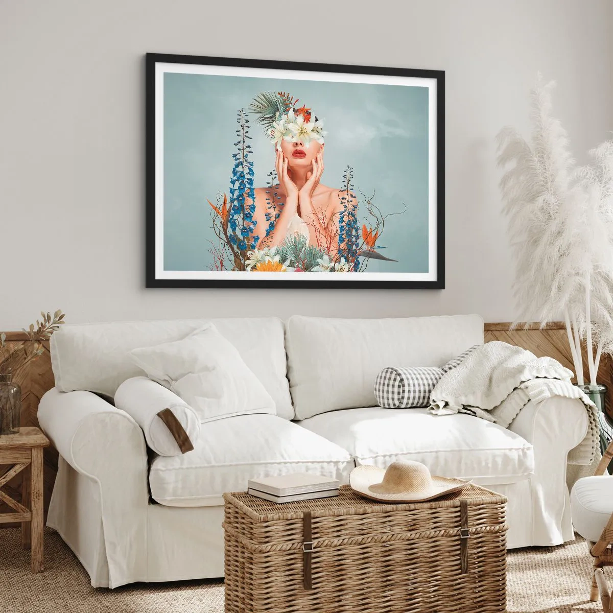 Poster in einem schwarzem Rahmen - Frauenporträt mit floralem Motiv vor blauem Hintergrund - 70x50cm - Frau - Blume - Moderne Wanddekoration für Wohnzimmer und Schlafzimmer ARTTOR