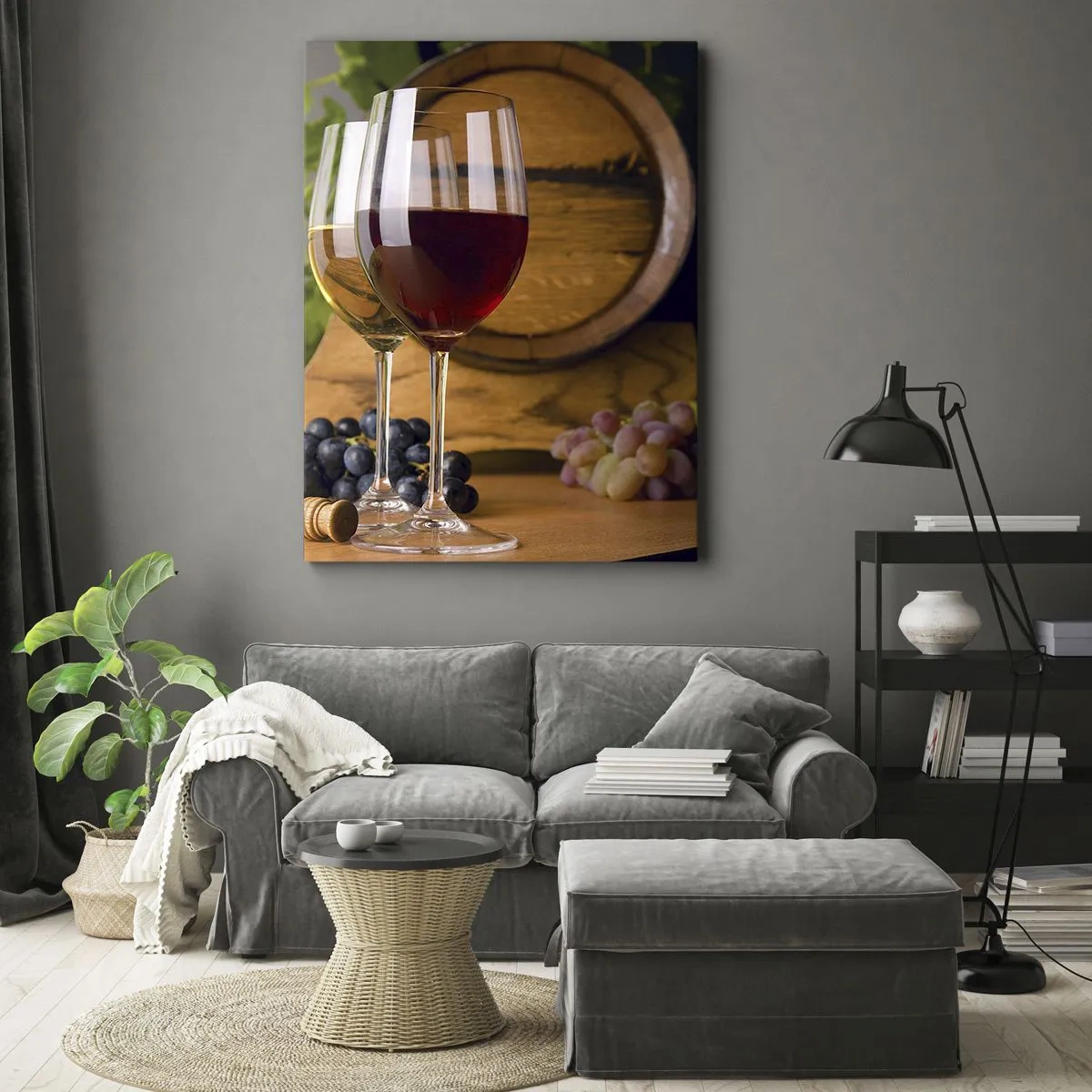 Bild auf Leinwand - Leinwandbild - Gläser Wein mit Trauben, ein Fass und Flaschen auf einem Holztisch - 80x120cm - Wie die alten Meister - Moderne Wanddekoration für Wohnzimmer und Schlafzimmer ARTTOR