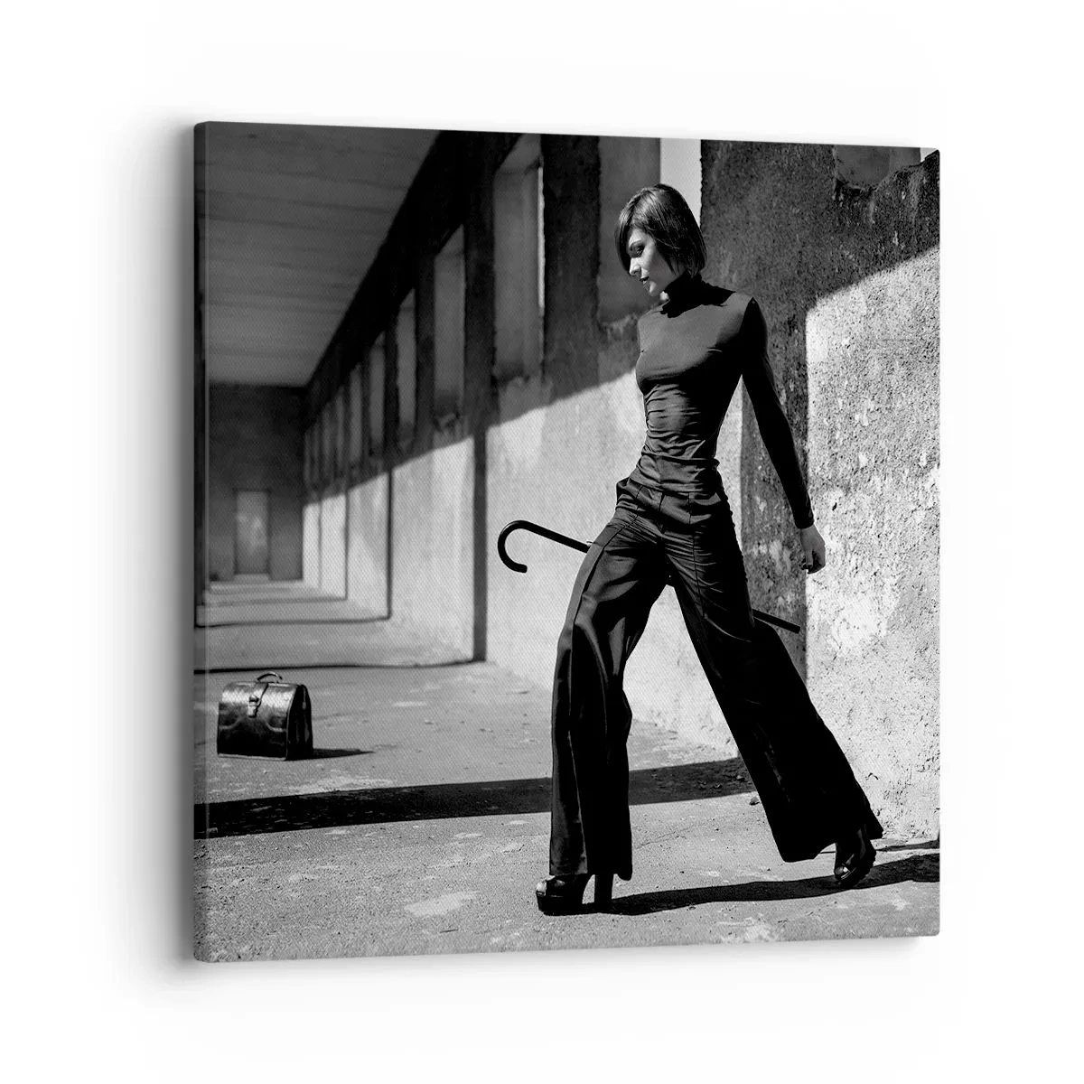 Bild auf Leinwand - Leinwandbild - Urbane Eleganz - 40x40 cm