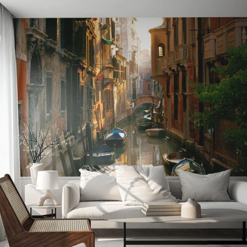 Maßgeschneiderte Fototapete Standard Eco - In einer venezianischen Gasse - Landschaft, Die Architektur, Venedig