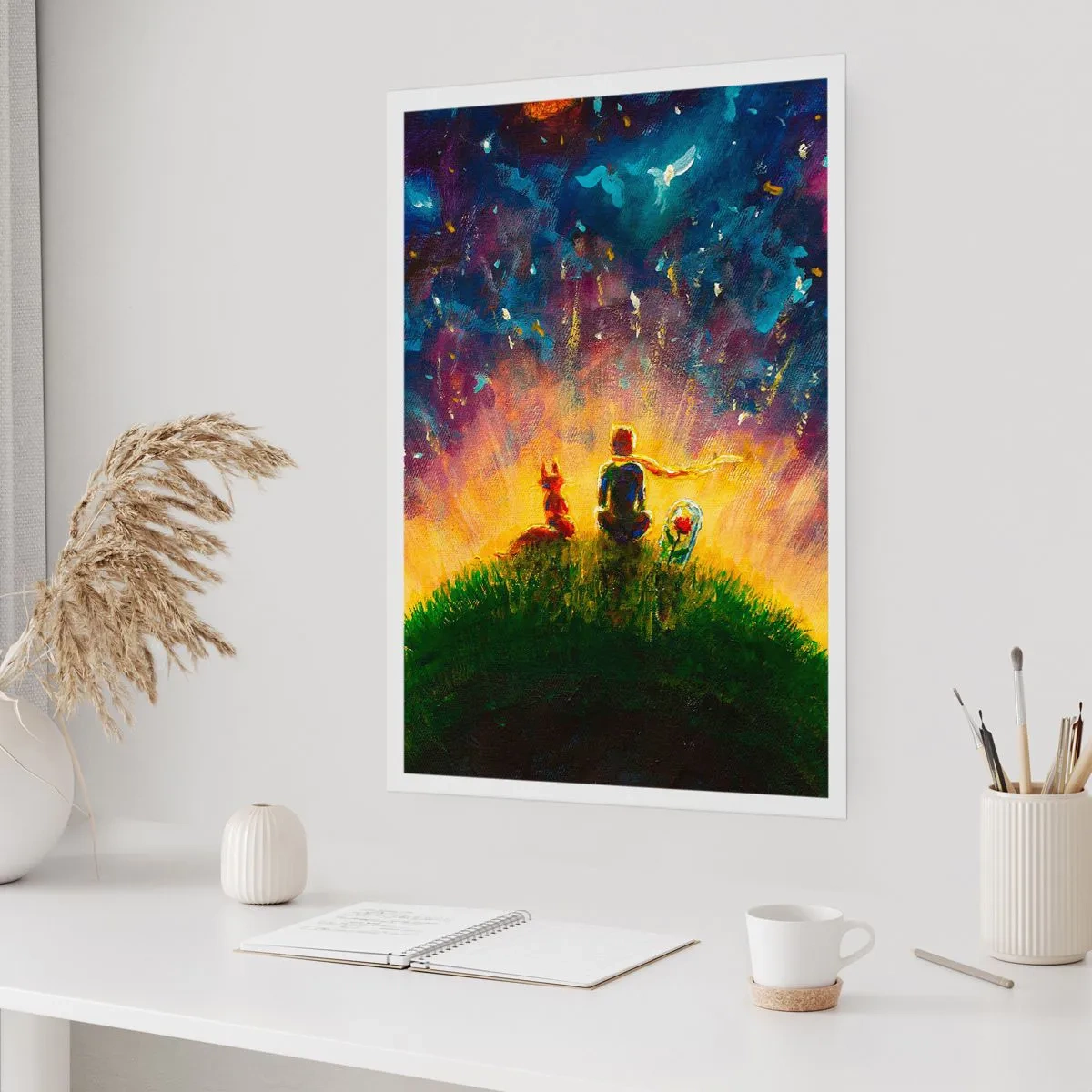 Poster - Figuren sitzen auf einem Hügel unter einem Sternenhimmel - 50x70cm - Liebe und Freundschaft - die ganze Welt - Moderne Wanddekoration für Wohnzimmer und Schlafzimmer ARTTOR